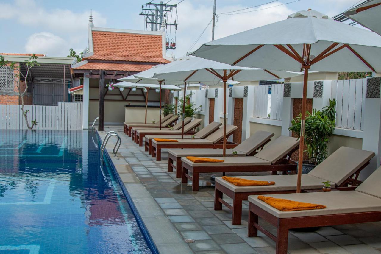 Kampong Thom Palace Hotel Bagian luar foto