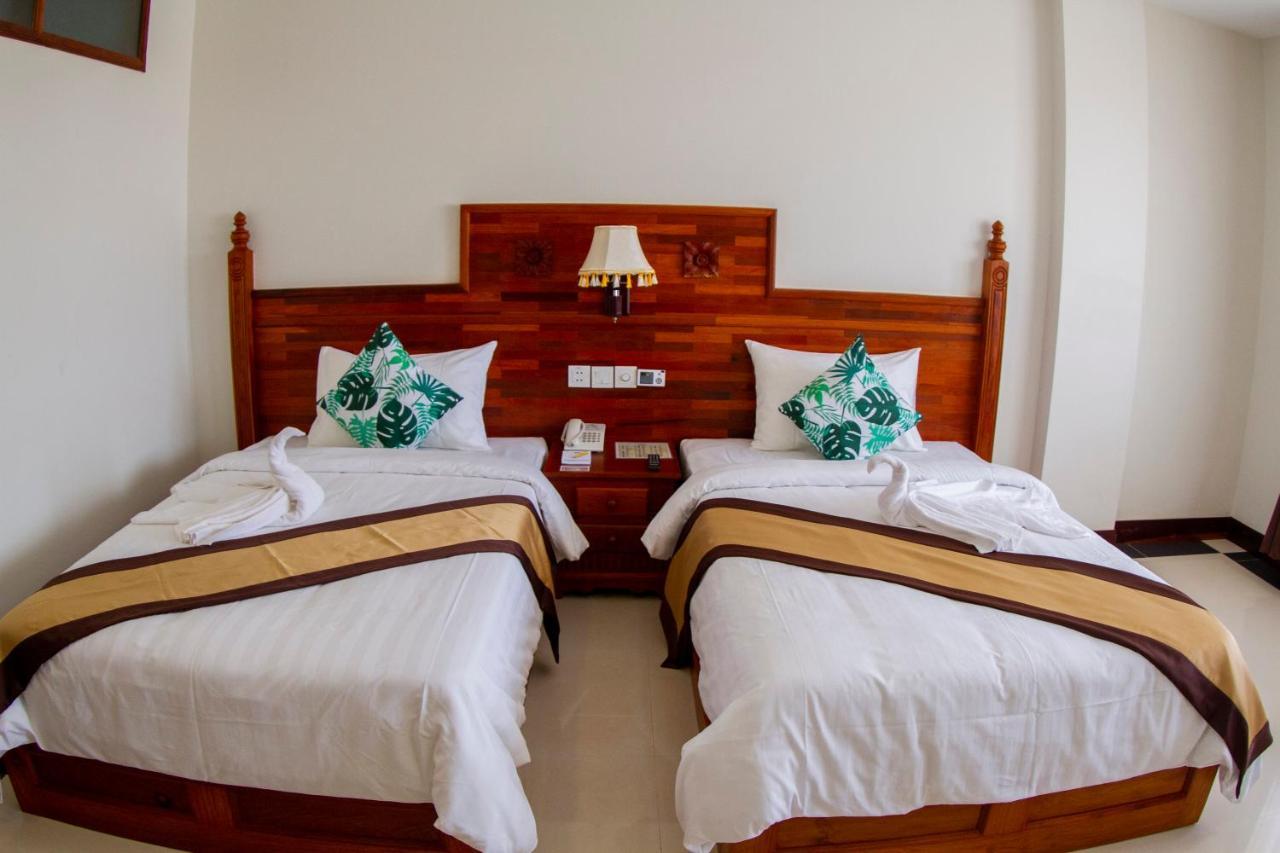 Kampong Thom Palace Hotel Bagian luar foto