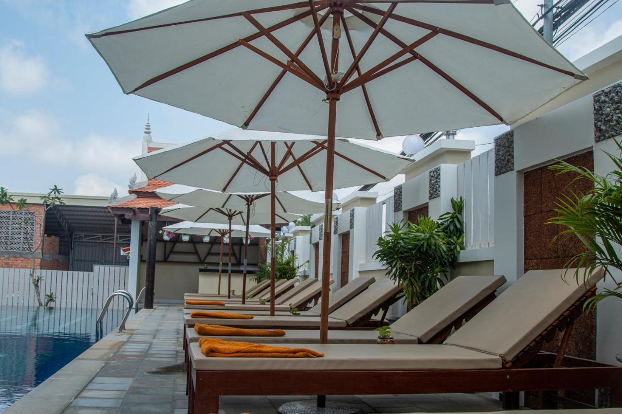 Kampong Thom Palace Hotel Bagian luar foto