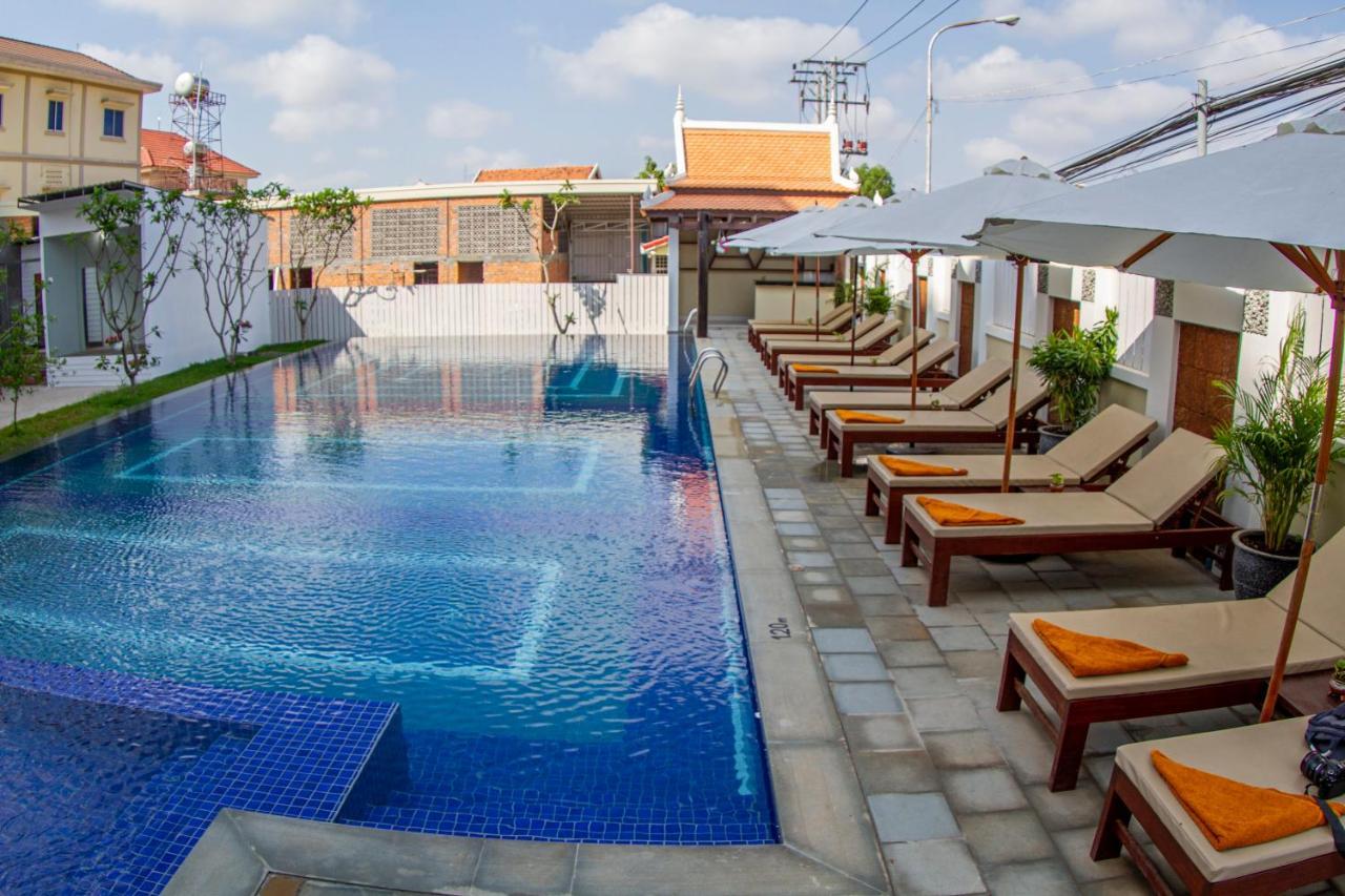 Kampong Thom Palace Hotel Bagian luar foto