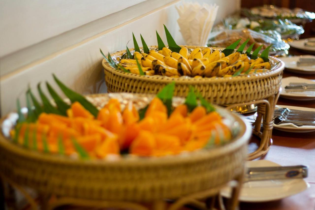 Kampong Thom Palace Hotel Bagian luar foto